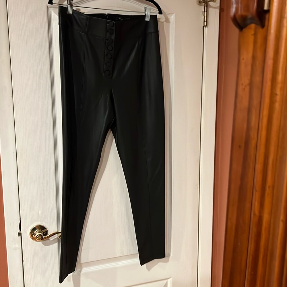 BCBG MAXAZRIA Leather pant